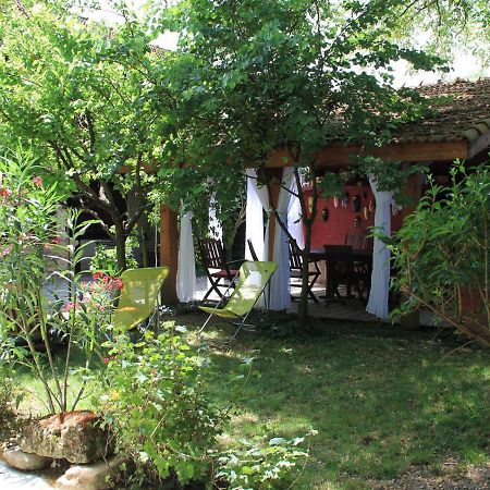 Bed and Breakfast Les Pascals Saint-Paul-lès-Romans Zewnętrze zdjęcie